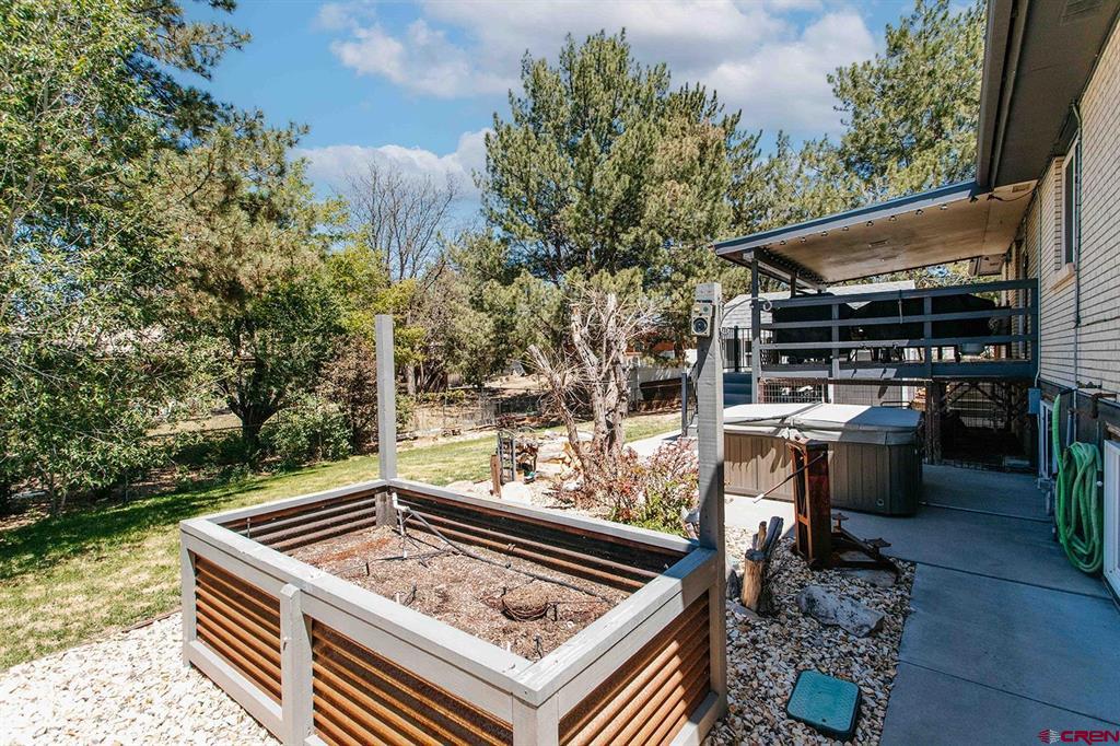 1406 Sherwood Drive Montrose CO 81401