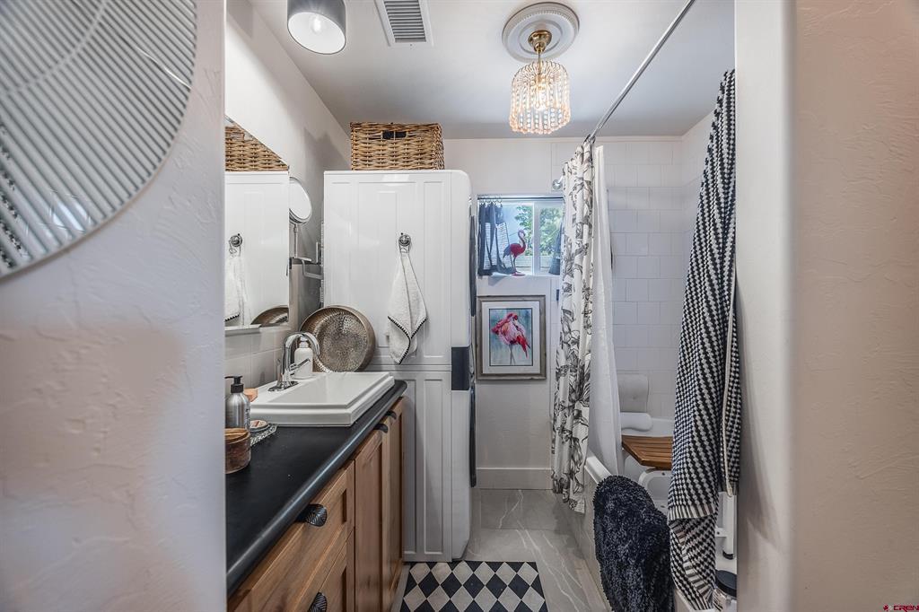 937 S 10th Street Montrose CO 81401