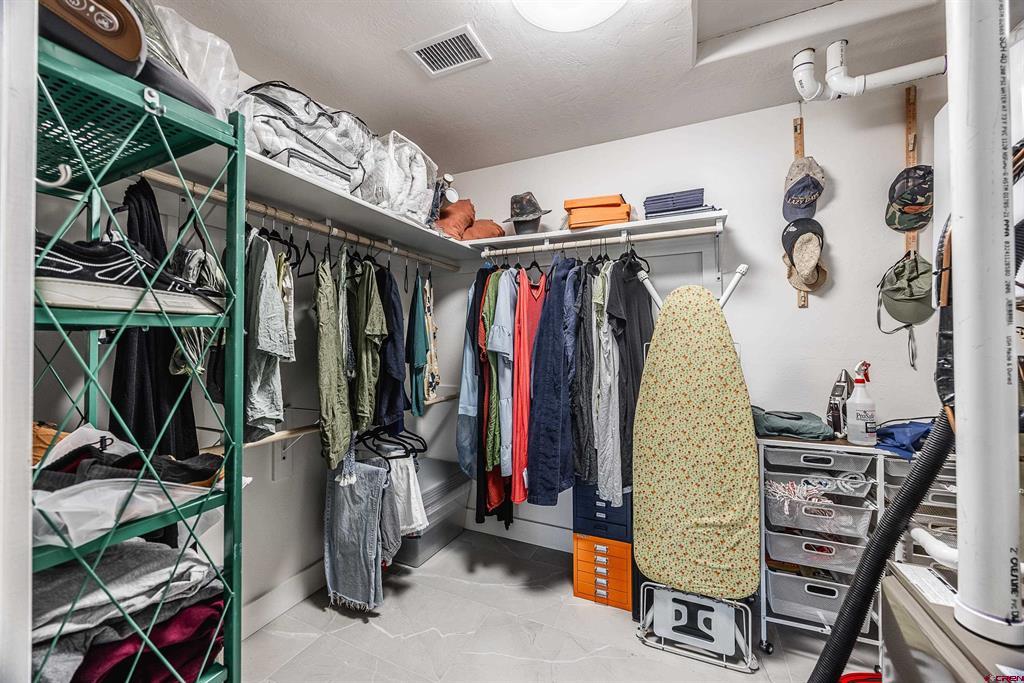 937 S 10th Street Montrose CO 81401