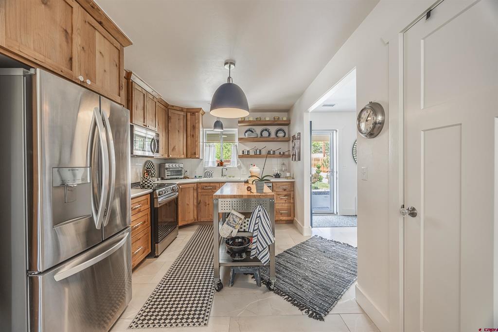 937 S 10th Street Montrose CO 81401