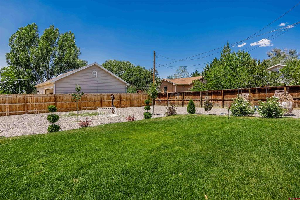 937 S 10th Street Montrose CO 81401