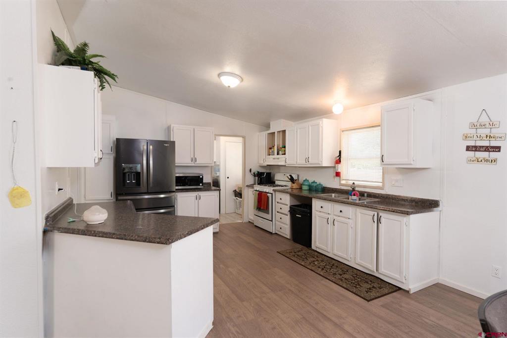 1270 Wagon Road Montrose CO 81401