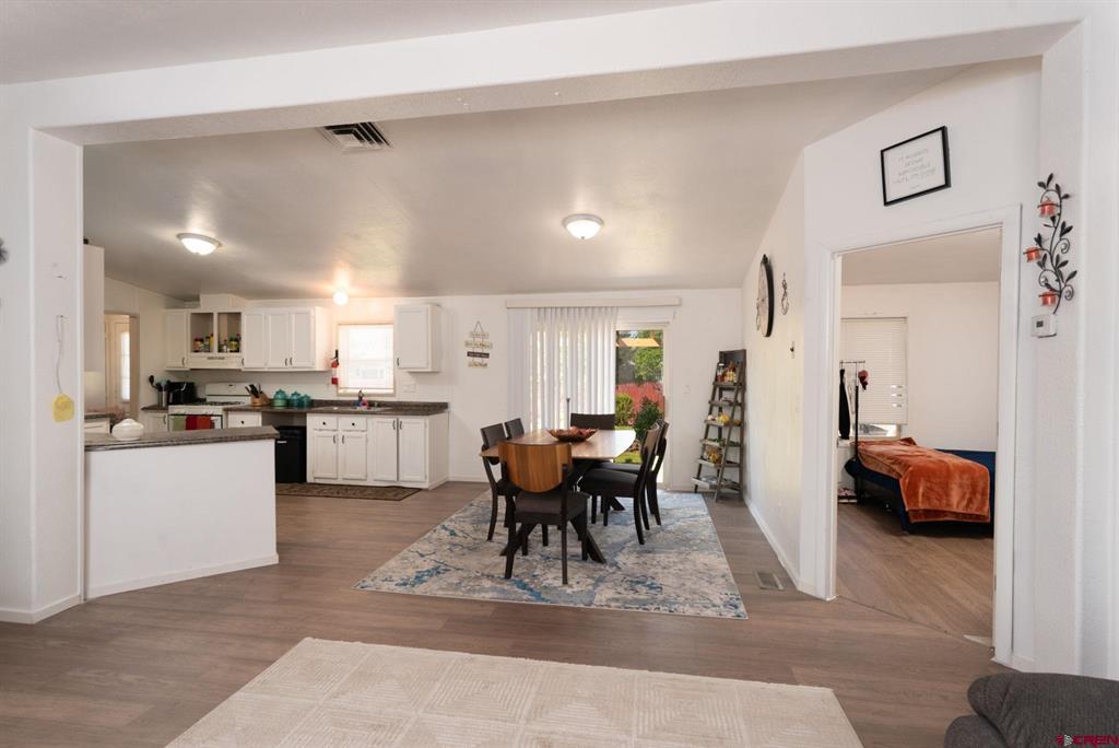 1270 Wagon Road Montrose CO 81401