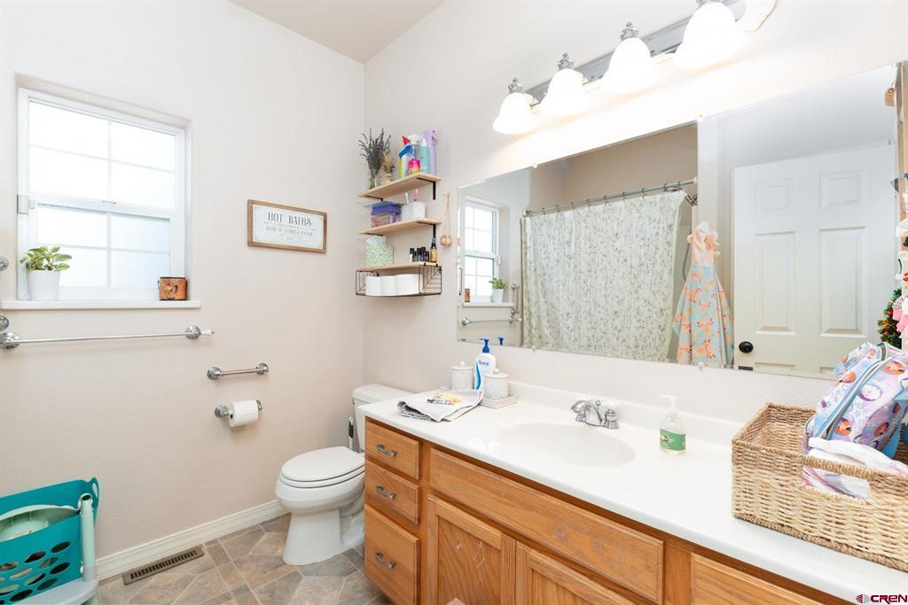 301 Colonial Court Montrose CO 81401