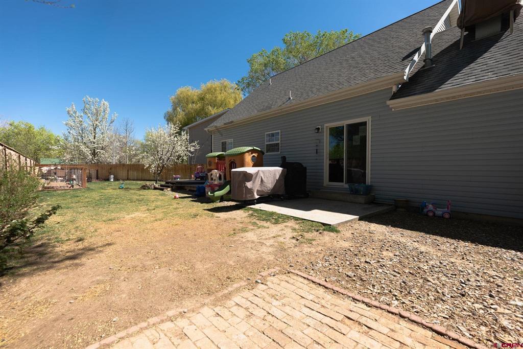 301 Colonial Court Montrose CO 81401
