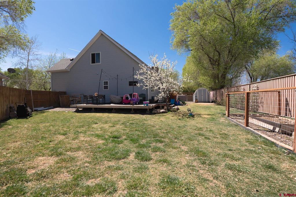 301 Colonial Court Montrose CO 81401