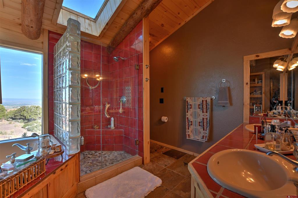 14022 N73 Road Montrose CO 81401