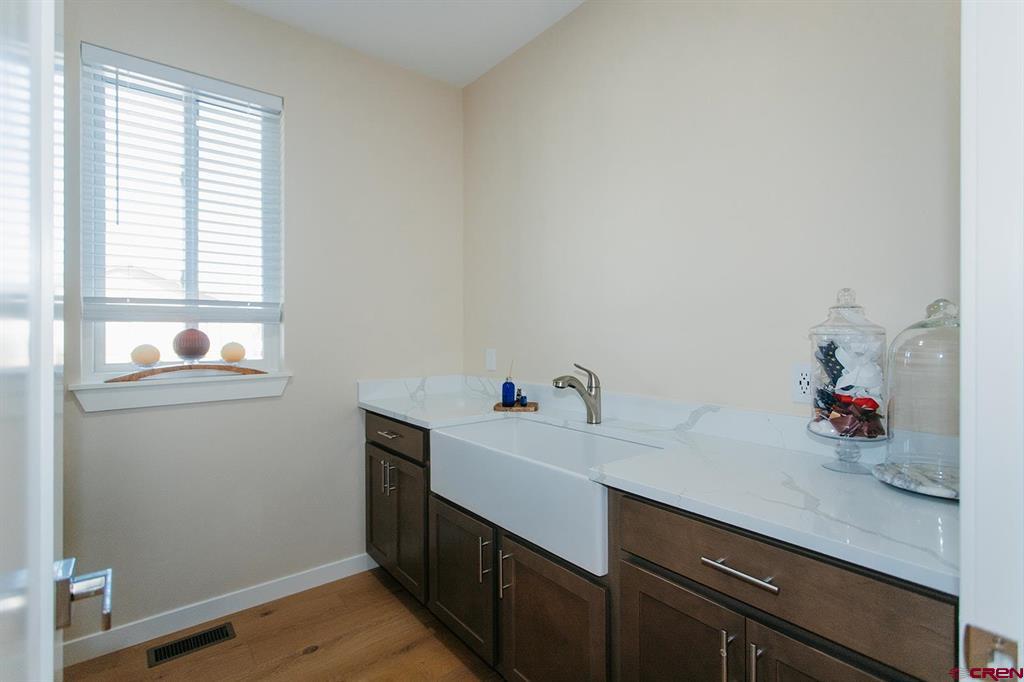 2820 Glacier Drive Montrose CO 81401