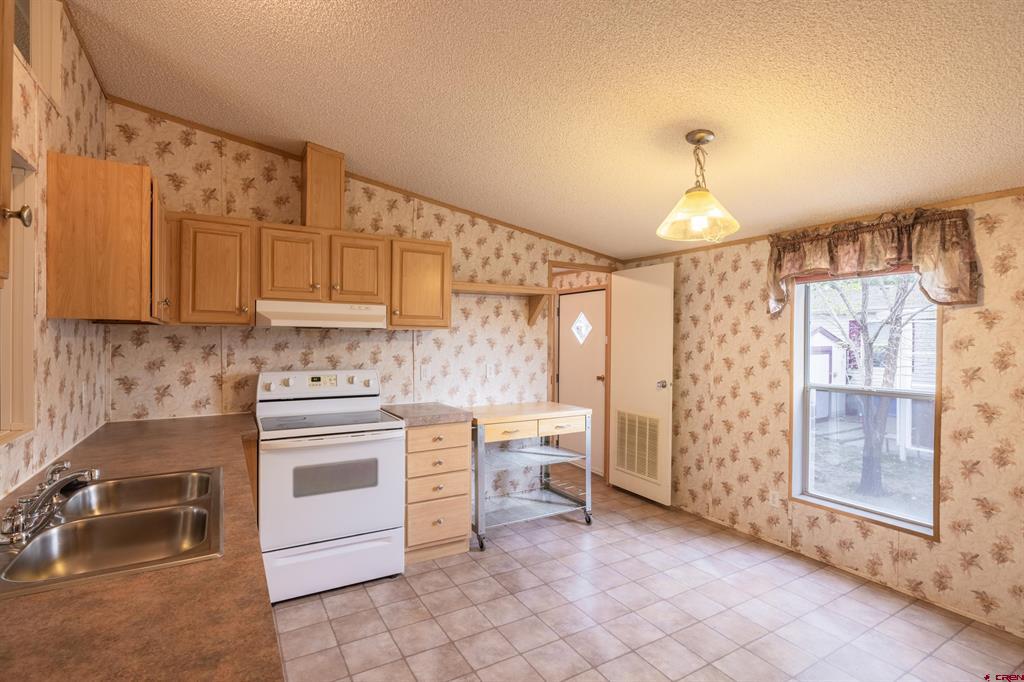 901 6530 Road Montrose CO 81401