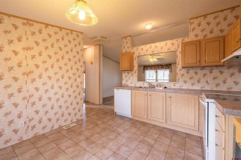 901 6530 Road Montrose CO 81401