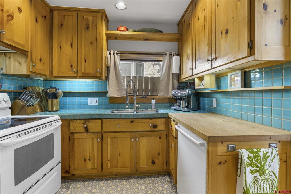 960 E 4th Avenue Durango CO 81301