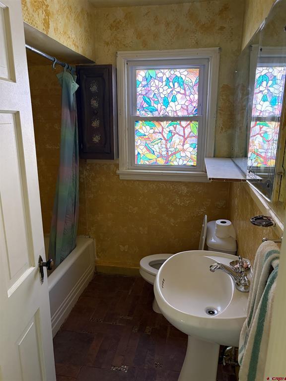 237 S Broadway Monte Vista CO 81144