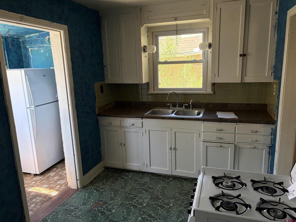 237 S Broadway Monte Vista CO 81144