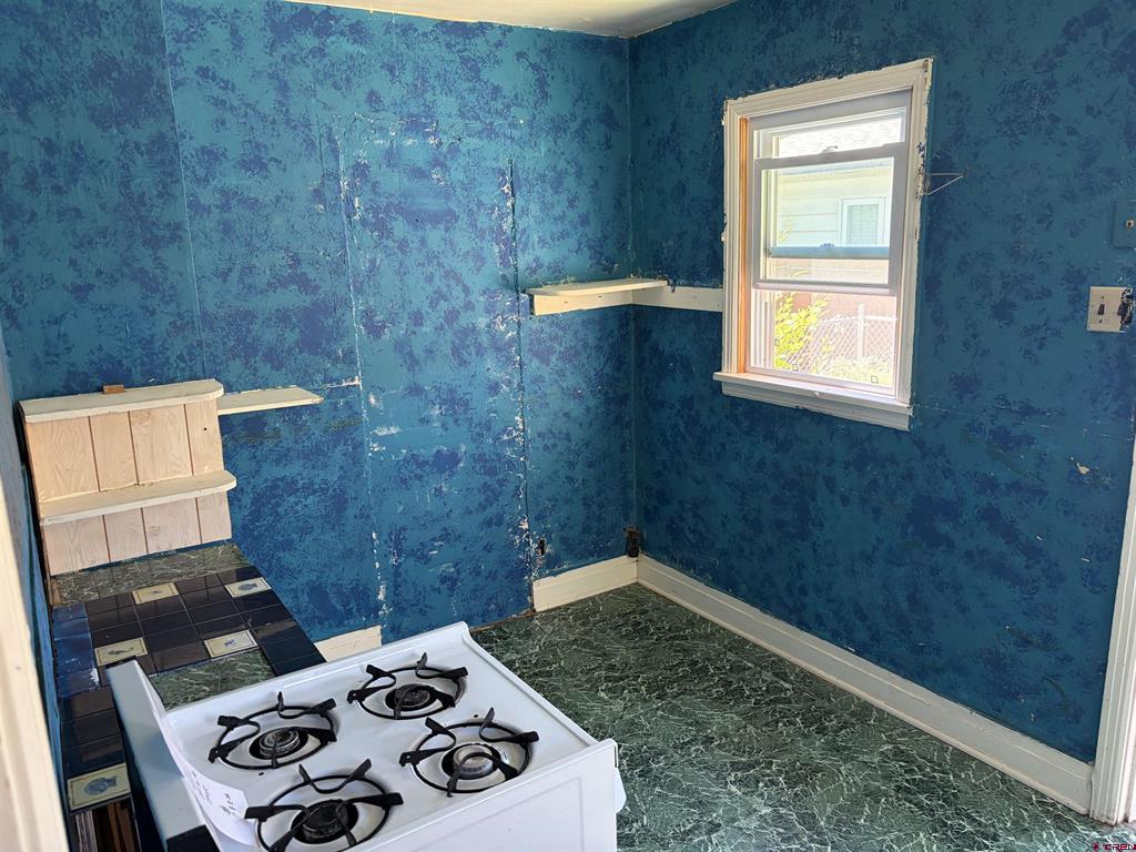 237 S Broadway Monte Vista CO 81144