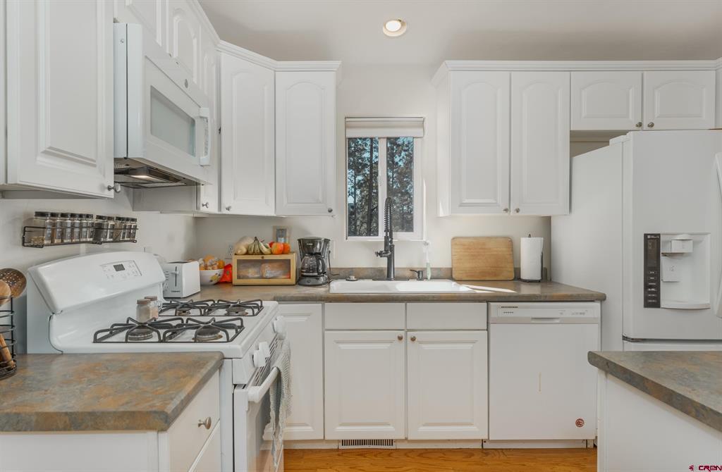 460 E Valley View Drive Bayfield CO 81122