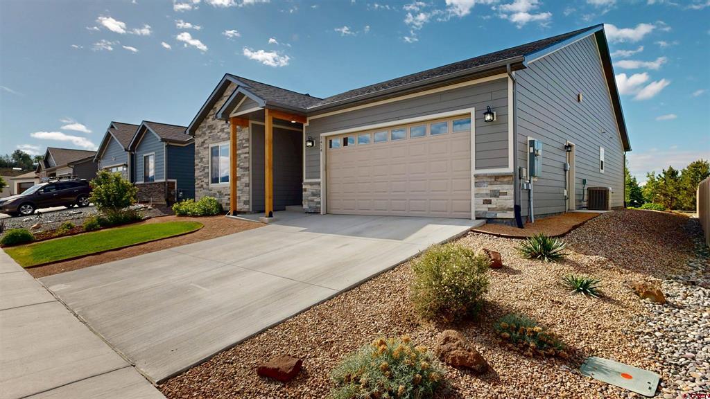 3414 Kestrel Loop Montrose CO 81401
