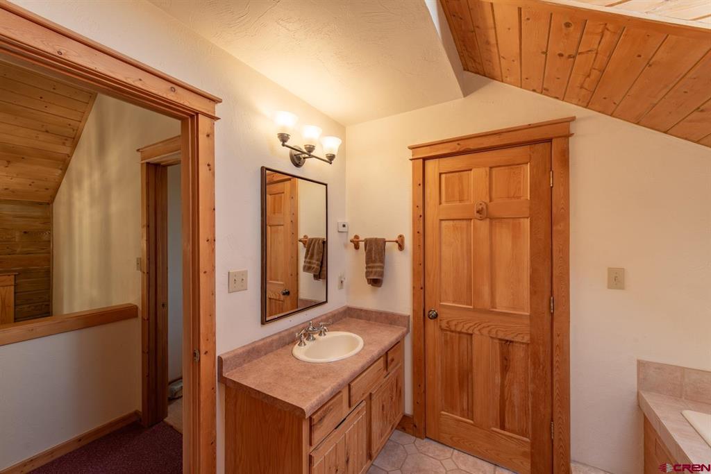 830 Tiyoweh Trail Montrose CO 81403