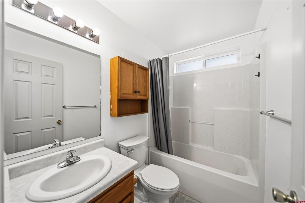 818 Cow Bell Court Montrose CO 81401