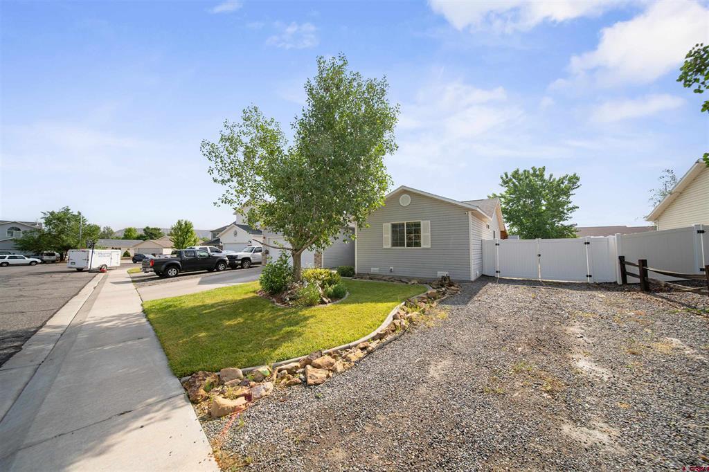 818 Cow Bell Court Montrose CO 81401