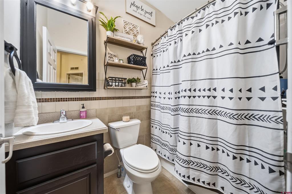 62484 Popular R Montrose CO 81403