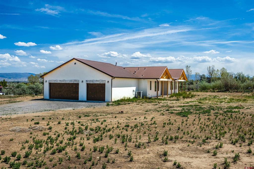 14447 5950 Road Montrose CO 81403