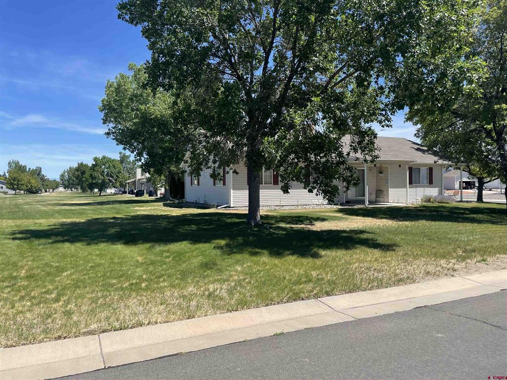 2655 Arbor Way Montrose CO 81401