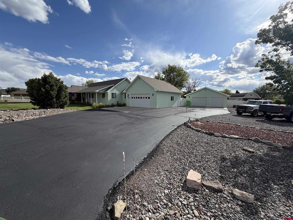 20691 Tulip Circle Montrose CO 81403
