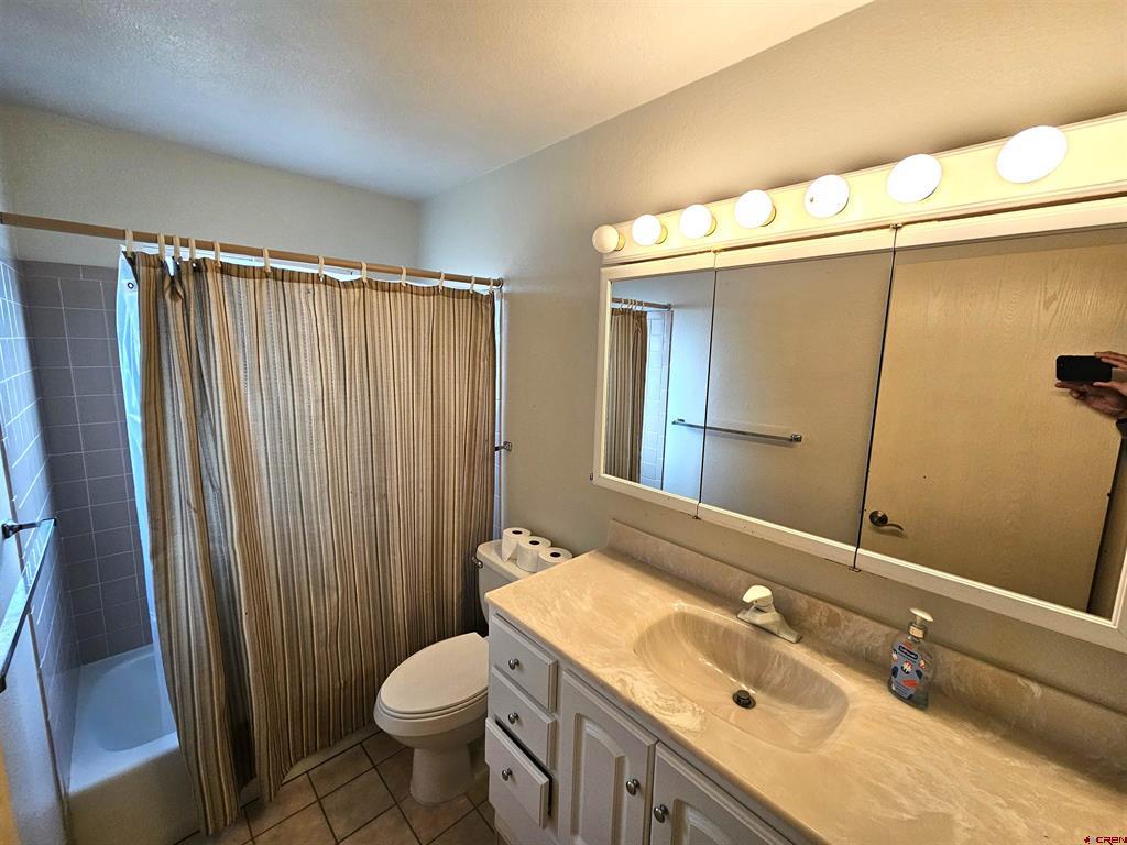 2020 Essex Street Montrose CO 81401
