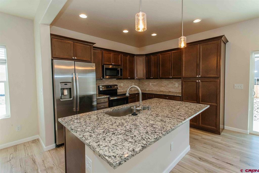 1403 Fivemile Creek Avenue Montrose CO 81401