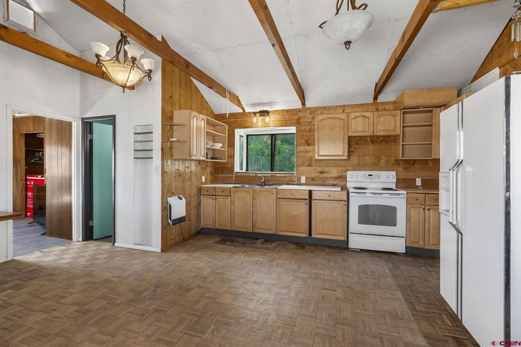 1059 E Stollsteimer Pagosa Springs CO 81147