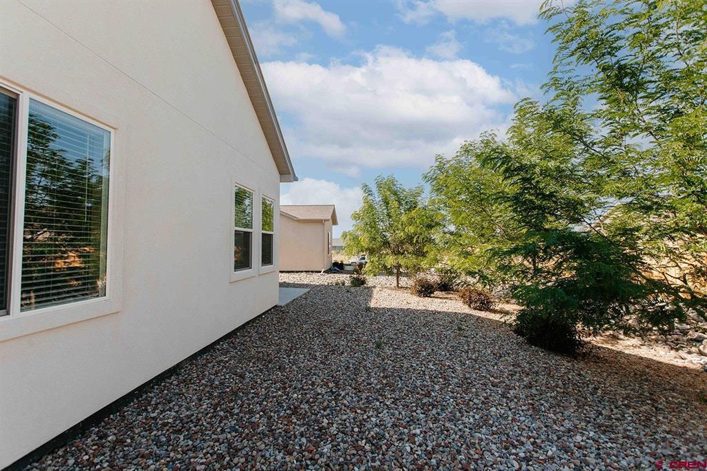 1423 Blue Creek Avenue Montrose CO 81401