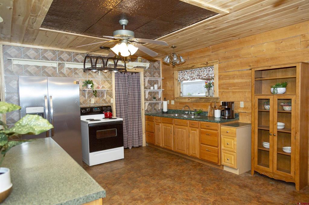140 La Font Drive Creede CO 81130