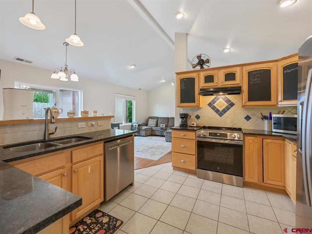 3165 Crows Nest Court Montrose CO 81401