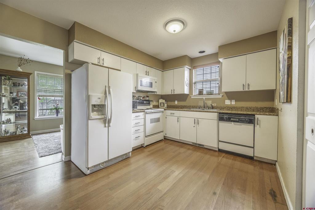 2555 Iris Court Montrose CO 81401