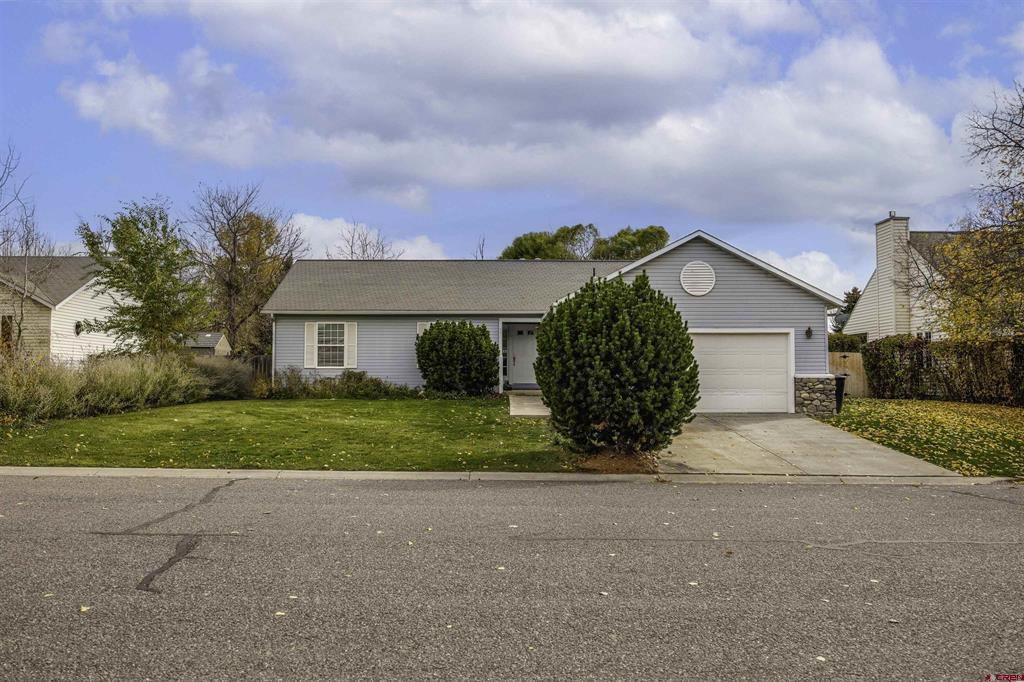 2555 Iris Court Montrose CO 81401