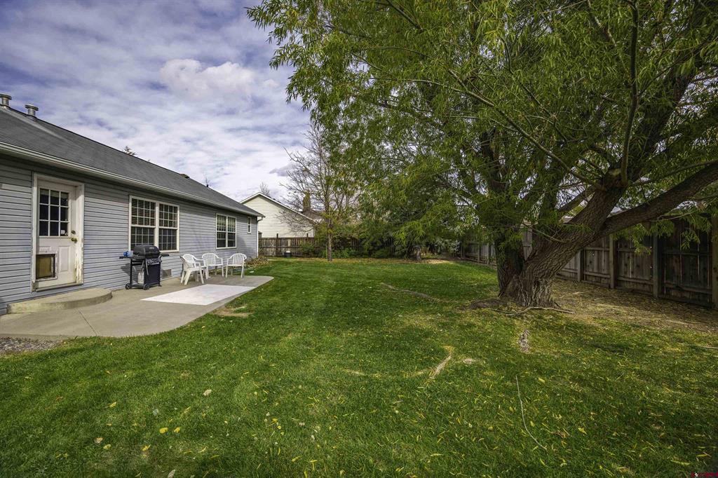 2555 Iris Court Montrose CO 81401