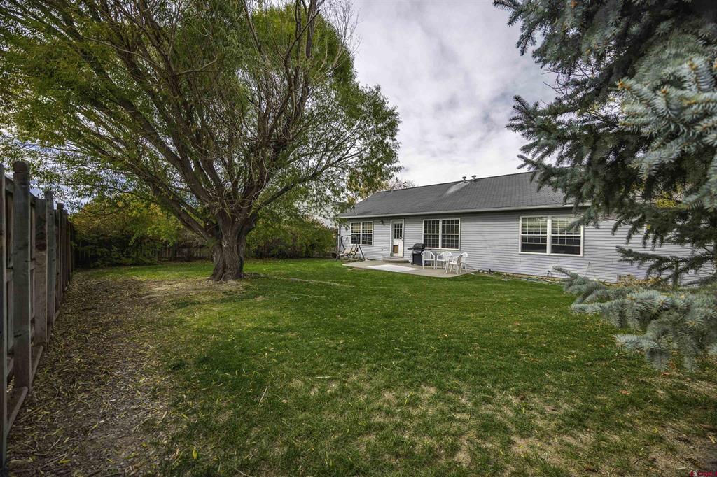 2555 Iris Court Montrose CO 81401