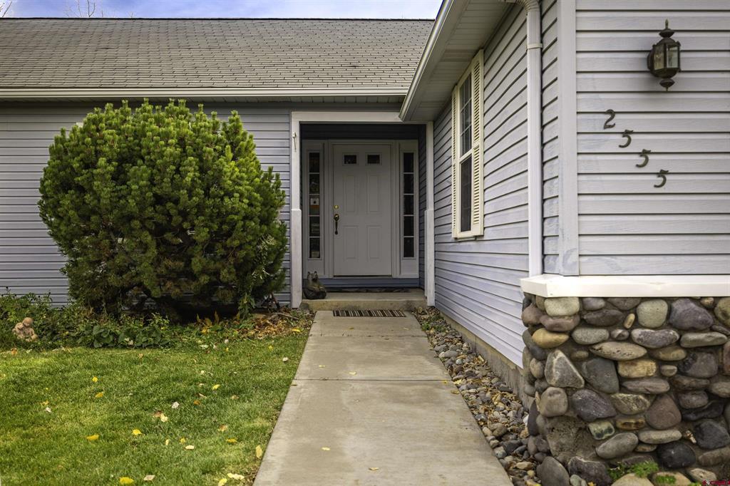 2555 Iris Court Montrose CO 81401