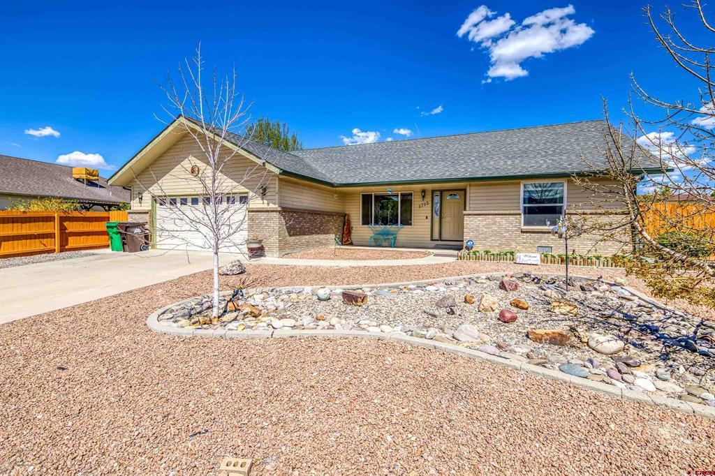 1715 Alder Montrose CO 81401