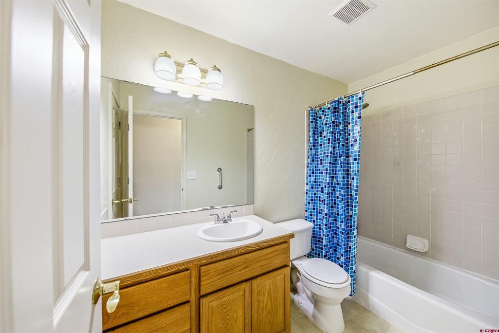 1715 Alder Montrose CO 81401