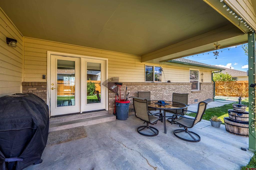 1715 Alder Montrose CO 81401