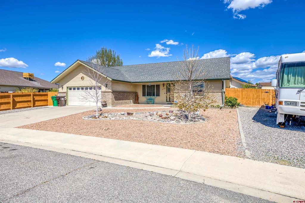 1715 Alder Montrose CO 81401