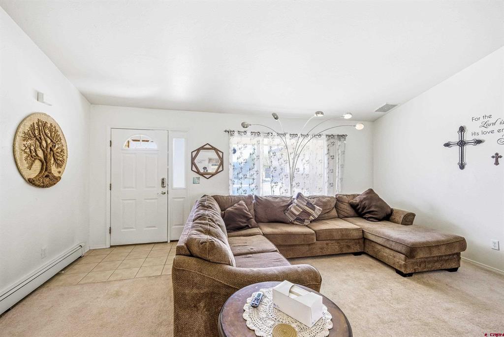1715 Alder Montrose CO 81401