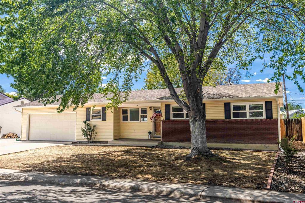 104 Duncan Place Montrose CO 81401