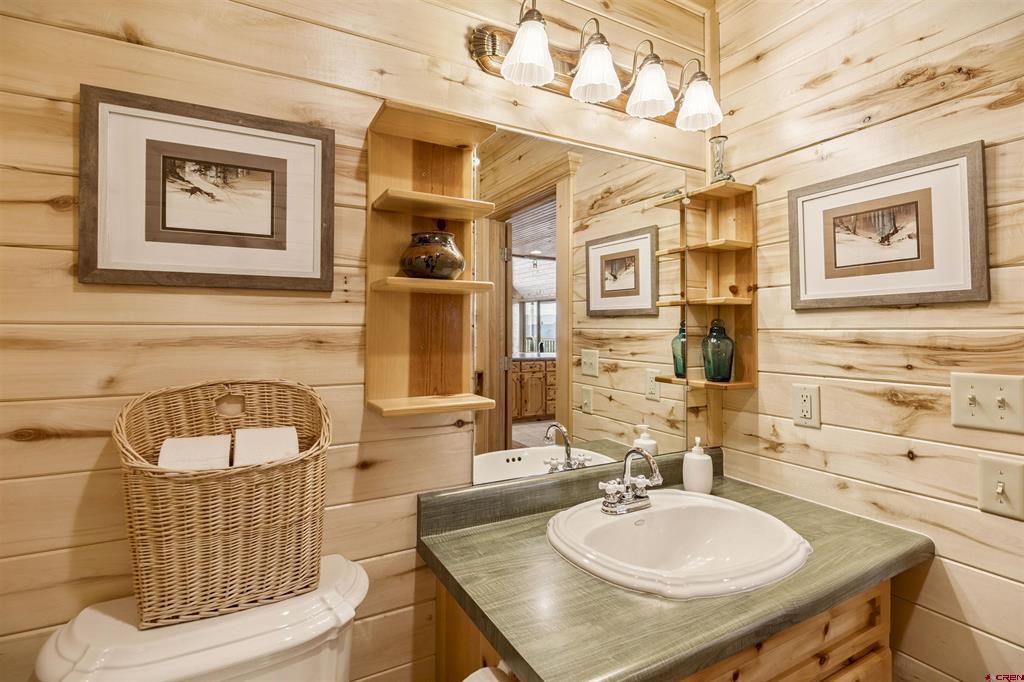 1100 Soaring Eagle Court Chromo CO 81128