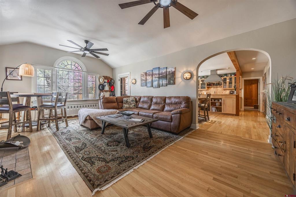 1146 S 2nd Montrose CO 81401