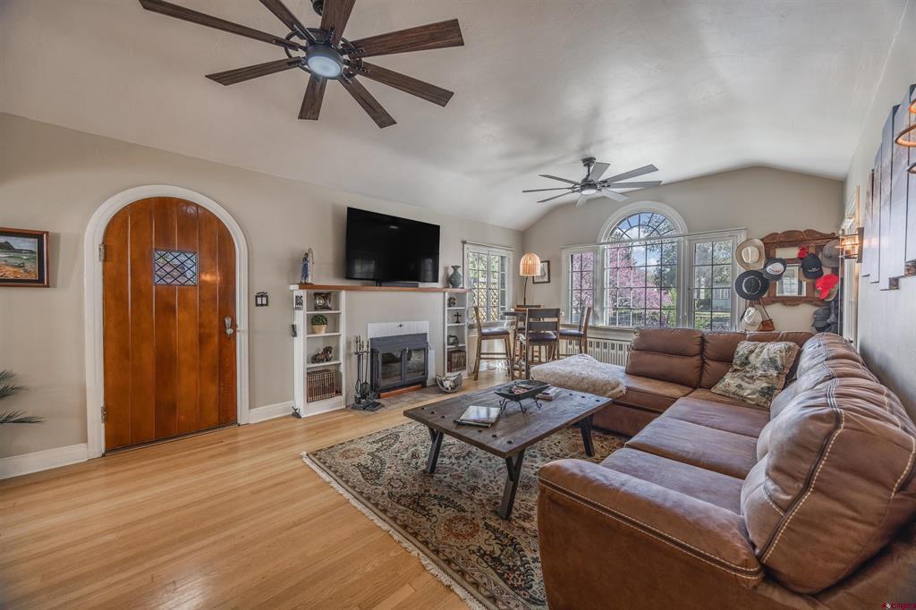 1146 S 2nd Montrose CO 81401