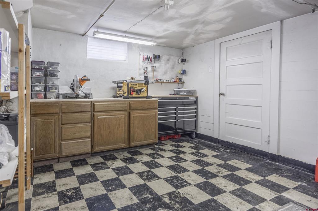 1146 S 2nd Montrose CO 81401