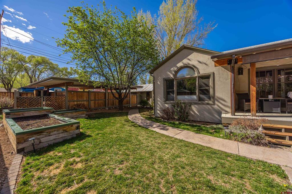 1146 S 2nd Montrose CO 81401