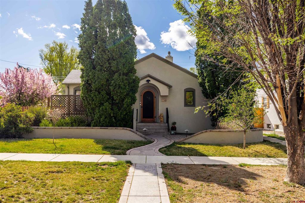 1146 S 2nd Montrose CO 81401